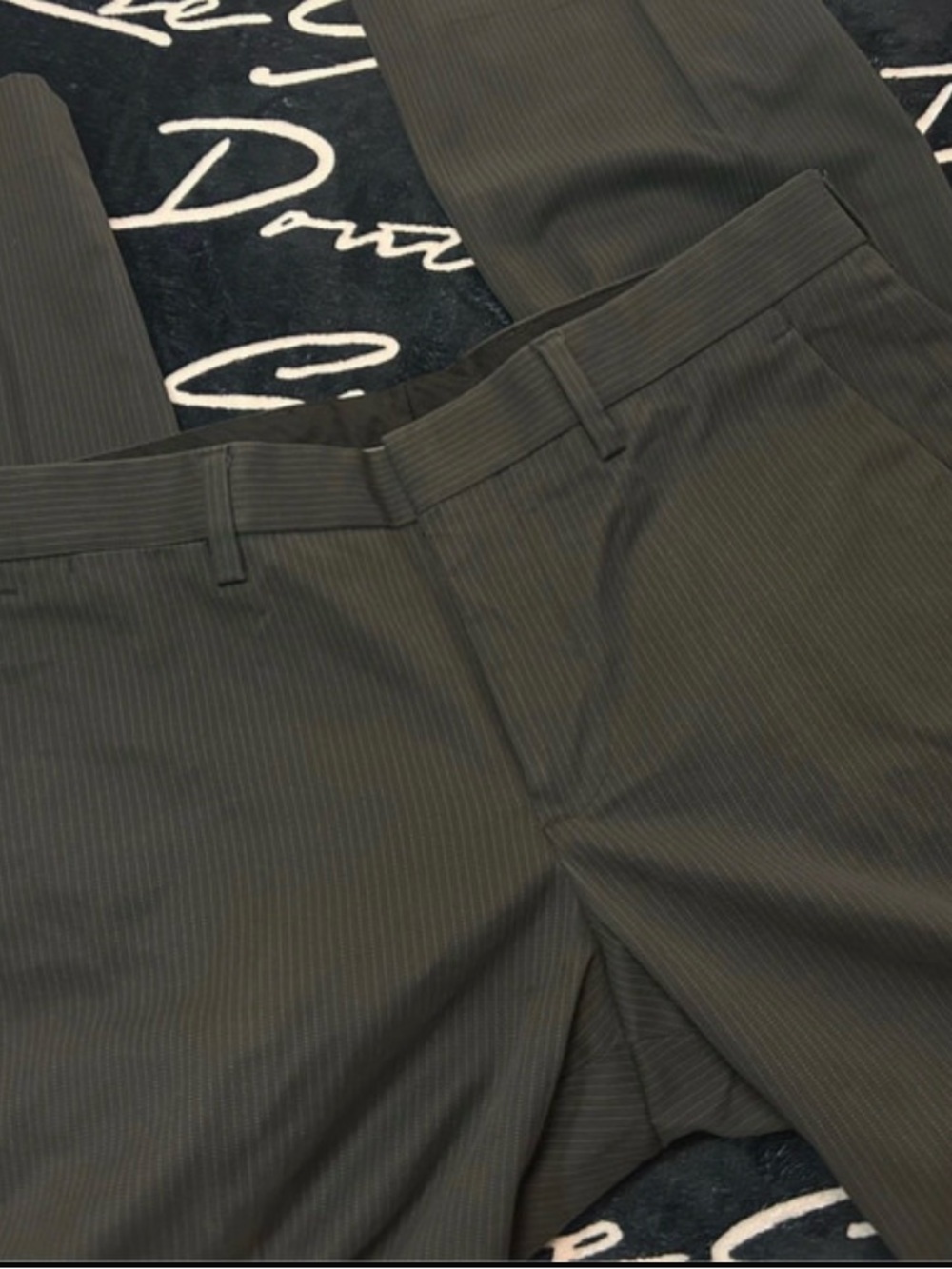 Express Men's Pinstripe Dress pants - Charcoal